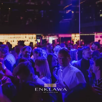 Kluby otwarte w tygodniu Warszawa