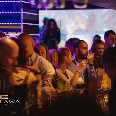 Gdzie są kluby w Warszawie?